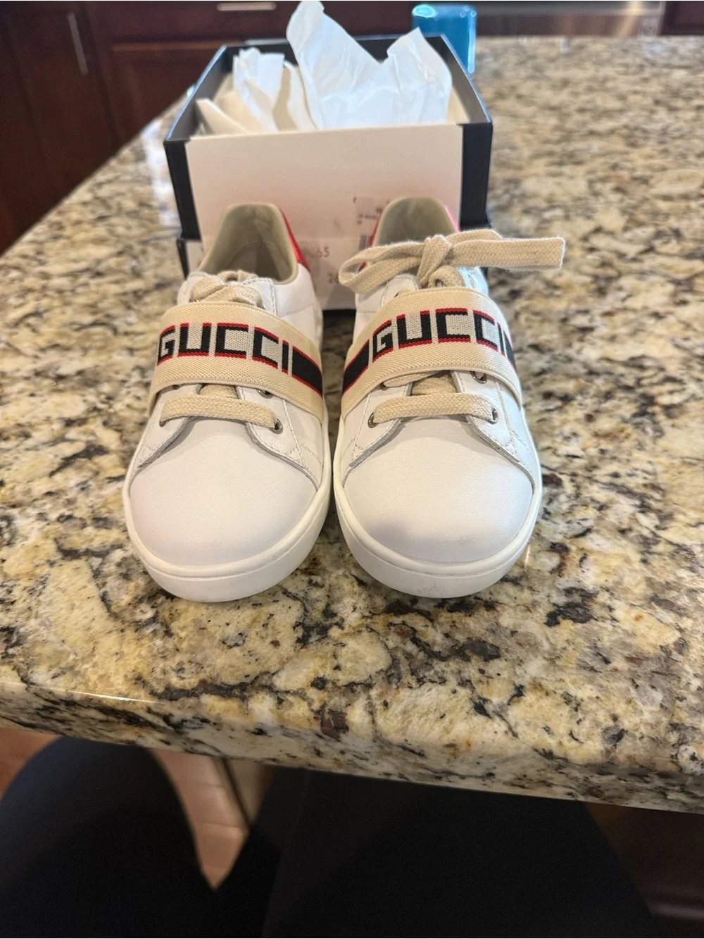 Gucci Kids White Logo Rubber Sole Sneakers authentic unisex